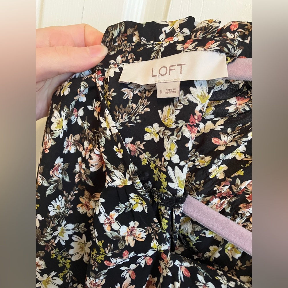 Loft Floral Blouse - image 5
